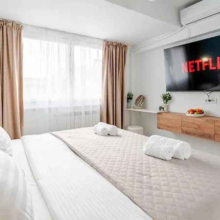 Walk Everywhere - 2x2m Bed - Dedicated Workspace Bukarest
