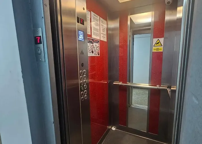 Central! Work Friendly & 2x2m Bed Daire Bükreş