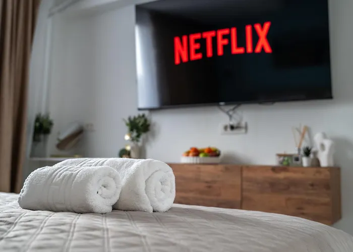 Daire Central! Work Friendly & 2x2m Bed Bükreş